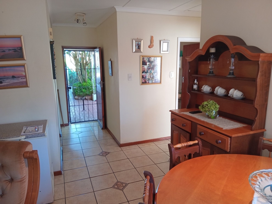 3 Bedroom Property for Sale in Heiderand Western Cape